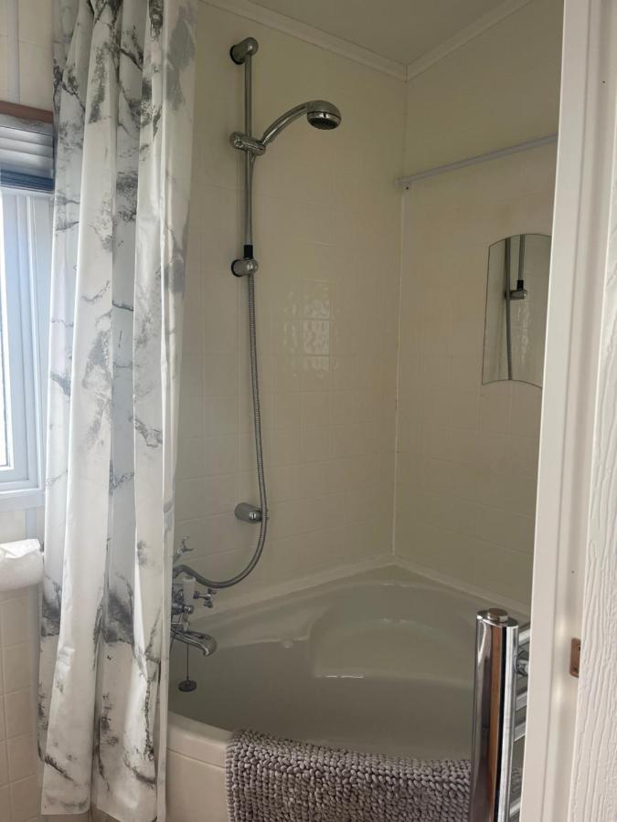Immaculate 2-Bed Lodge In Monreith Newton Stewart Bagian luar foto